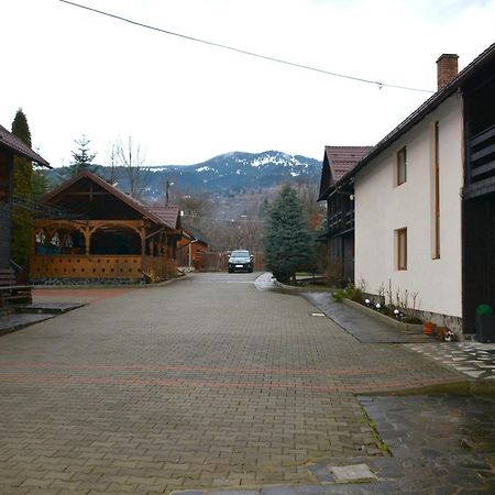 Pensiunea Poiana Borşa Exterior foto